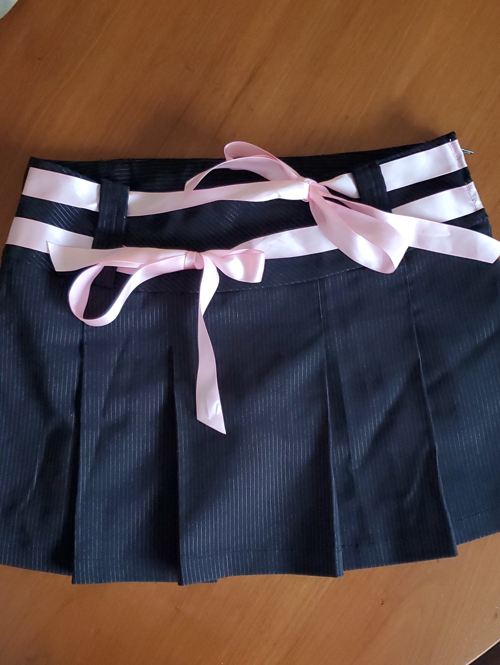 Vintage Y2K La Senza Girl Pinstripe Pleated Pink Ribbon Mini Skirt Size L